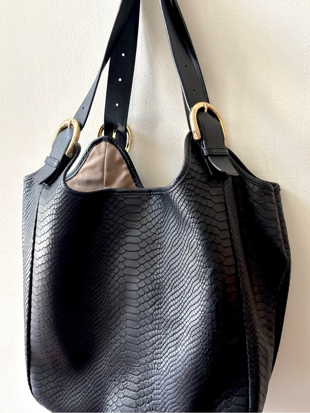 Gigi New York Oversized Leather Tote